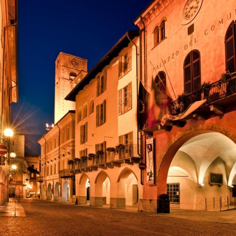 Alba A Passeggiar Per La Città1