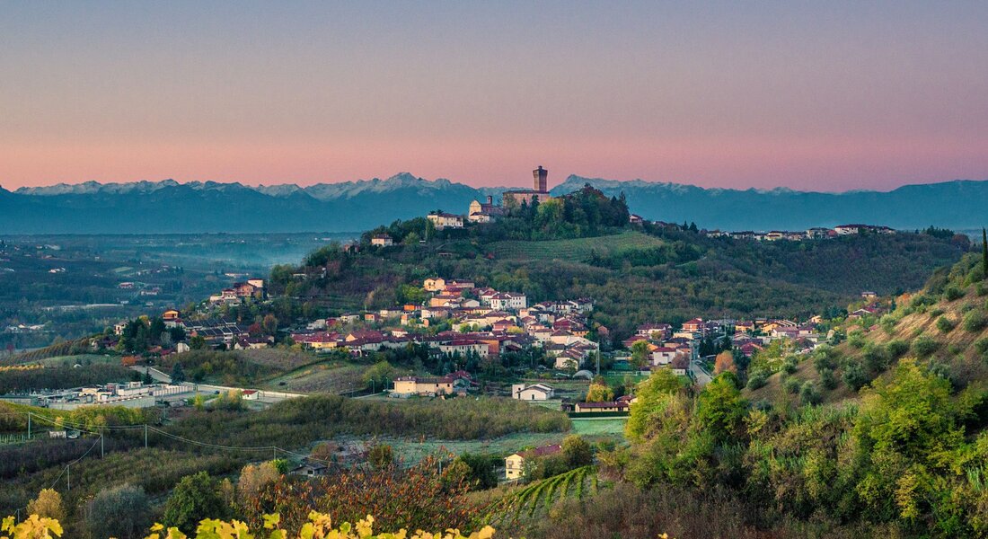 Santa Vittoria e Monticello d’Alba, un Magico Autunno sulle Colline del Roero