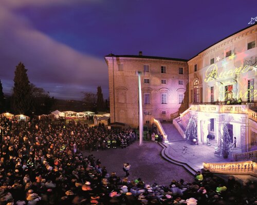 Magical Christmas Village in the UNESCO Area - Asti and Govone